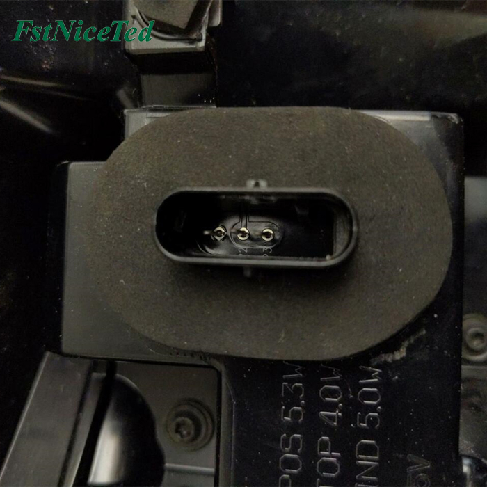 Tail lamp outer RH  for Tesla Model 3 old OE:1077398-00-F