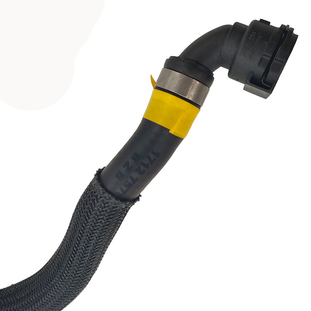 water pipe Apply to Bmw X5 F15 2014-2018   OE  1712 7576 368