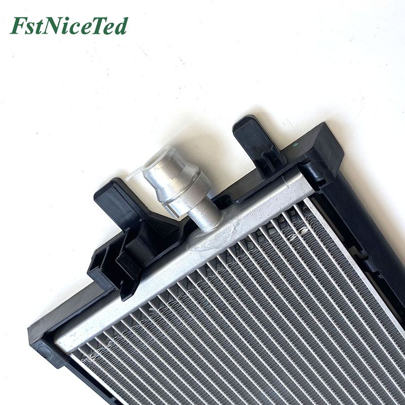Radiator For Tesla Model 3 OE:1077082-00-C