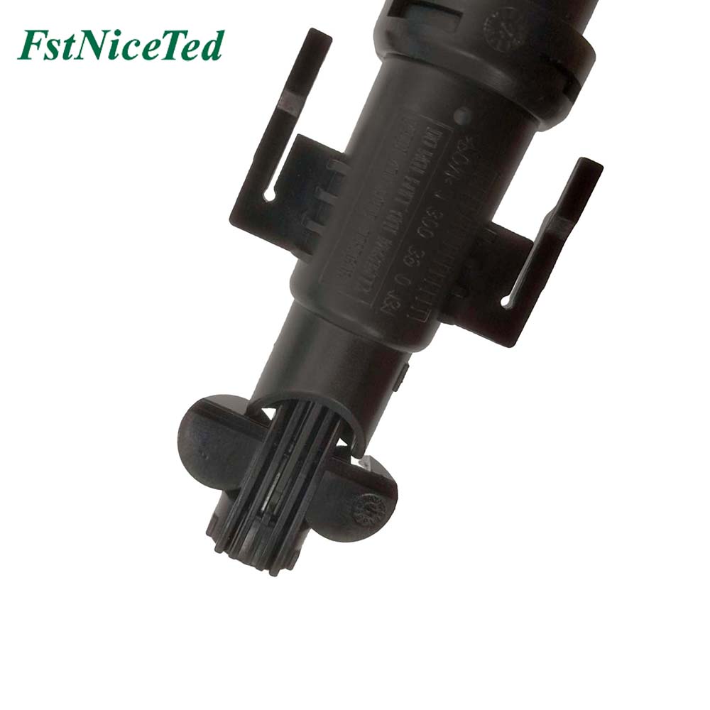 water gun left Apply to Bmw 5 F18 2009-2016   OE  6167 7149 885