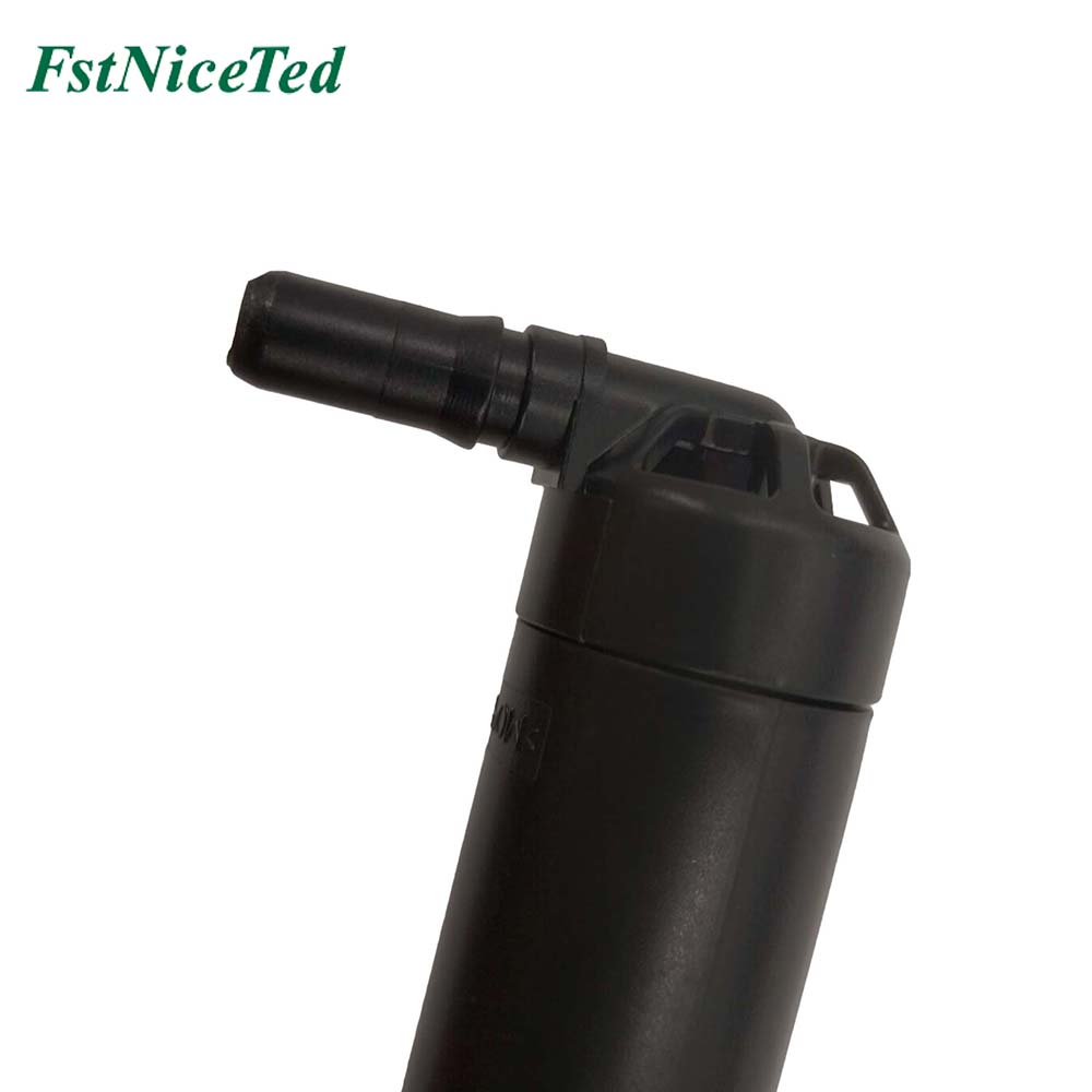 water spray gun Apply to Bmw X3 F25 2011-2017   OE  6167 7251 640