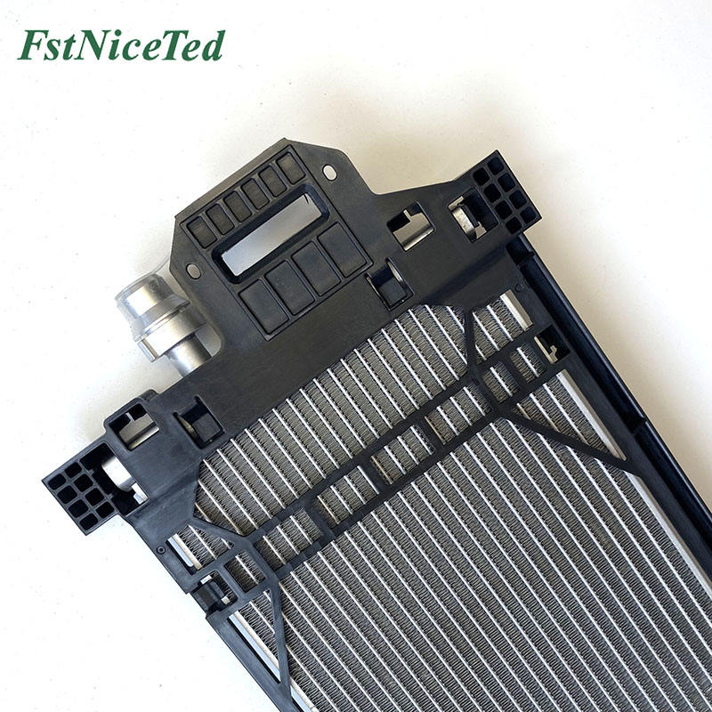 Radiator For Tesla Model 3 OE:1077082-00-C