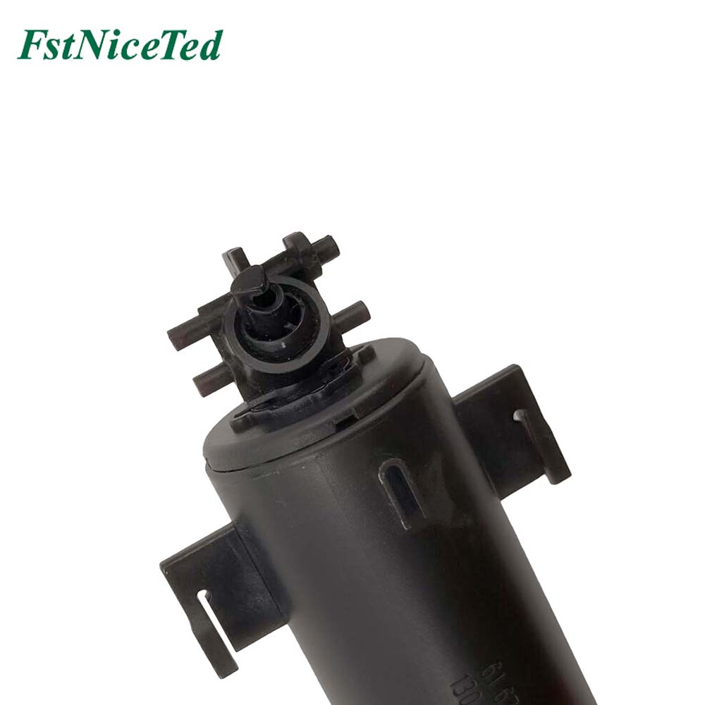 water gun right Apply to Bmw X5 E70 2007-2013   OE  6167 7173 852