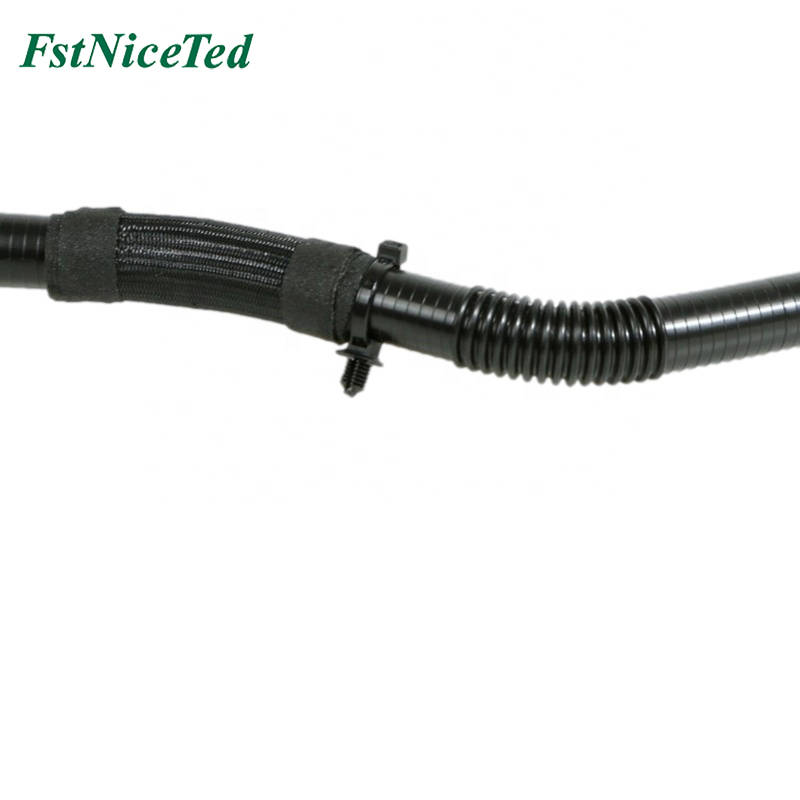 Water pipe For Tesla Model 3 OE:1077597-00-D
