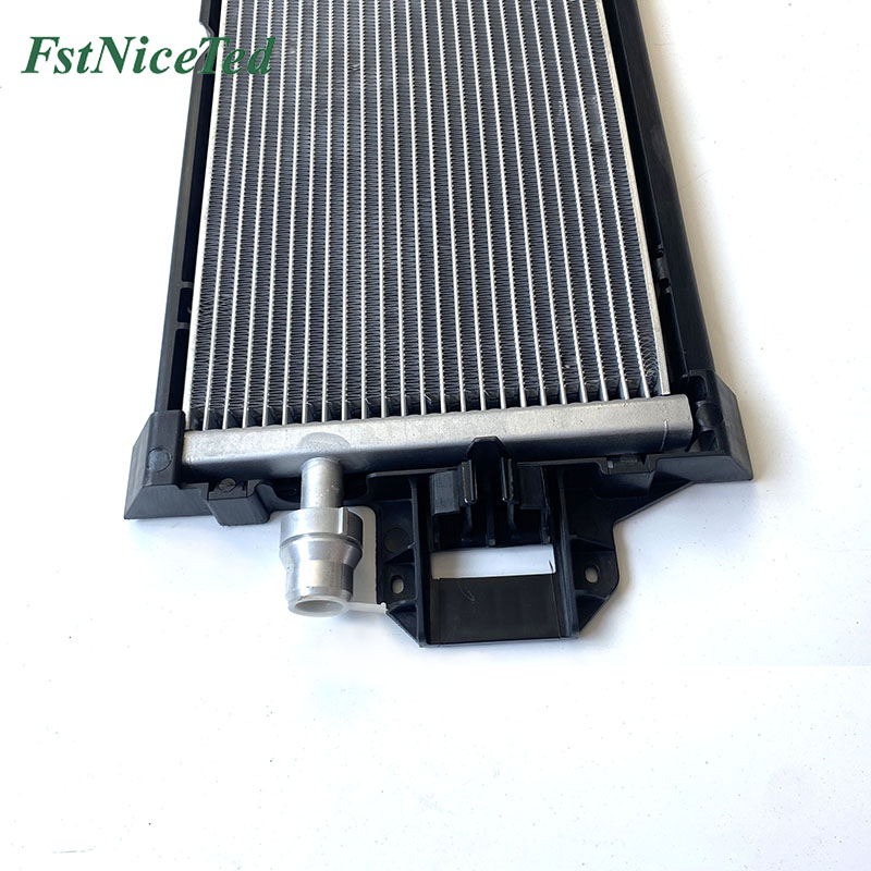 Radiator For Tesla Model 3 OE:1077082-00-C