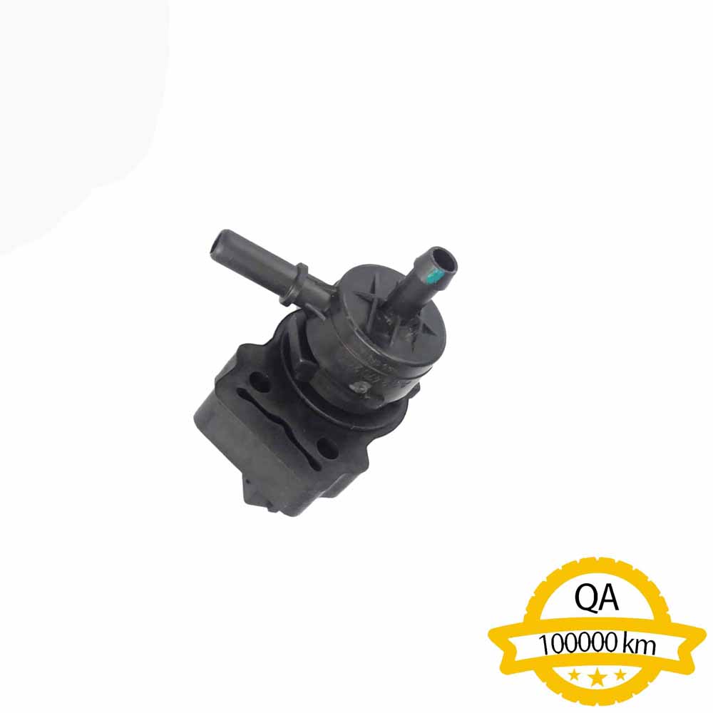 Fuel Tank Breather Valve Apply to Benz W212 2009-2010   OE  212 470 2493