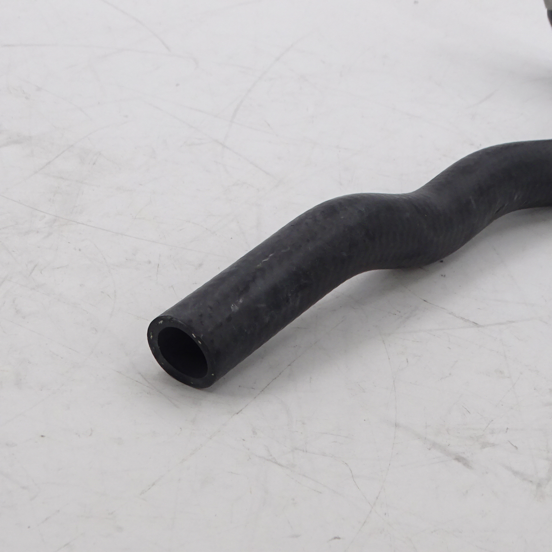 coolant hose Apply to Bmw 5 F10 2010-2016 Bmw 7 F02 2009-2015   OE  6453 9119 192