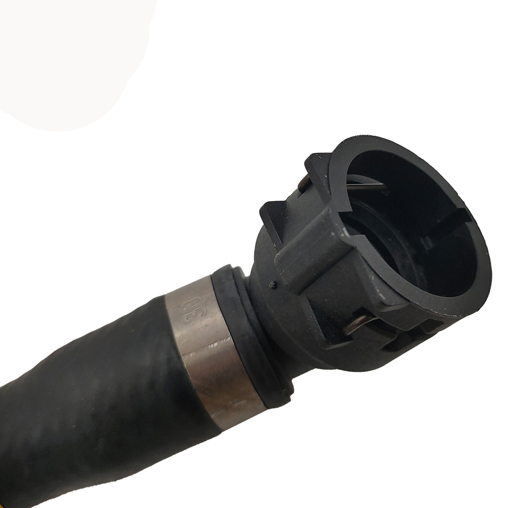 Heater water pipe (machine-auxiliary pump Apply to Bmw 3 E46 2003-2006   OE  6421 6928 590