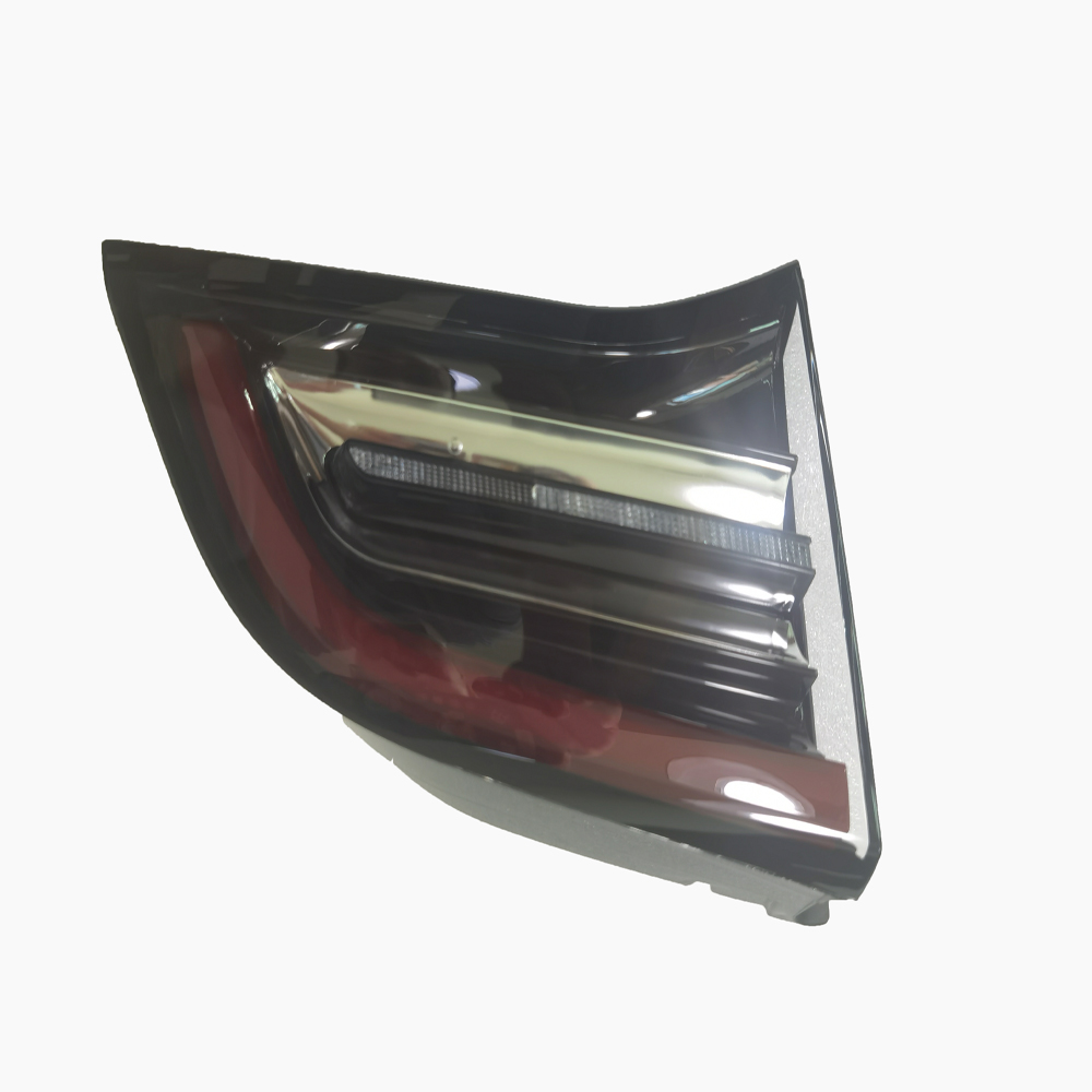 Tail lamp inner LH For: Tesla Model 3 old OE: 1077401-00-F