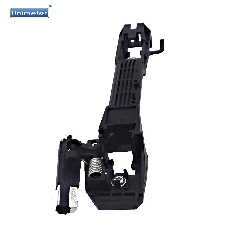 The left rear of the handle base is suitable for Toyota Camry 2006-2011 Lexus 240 2009-2012 OE:69204-06060