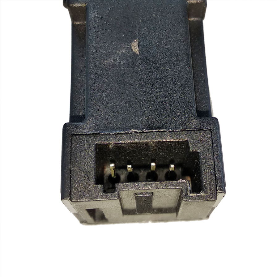 OE 6366-F1 9185906 55701395 Brake light switch For Opel Adam 2012-2019 Corsa D 2006-2014 Corsa E 2014-2021 FST-OP-1050