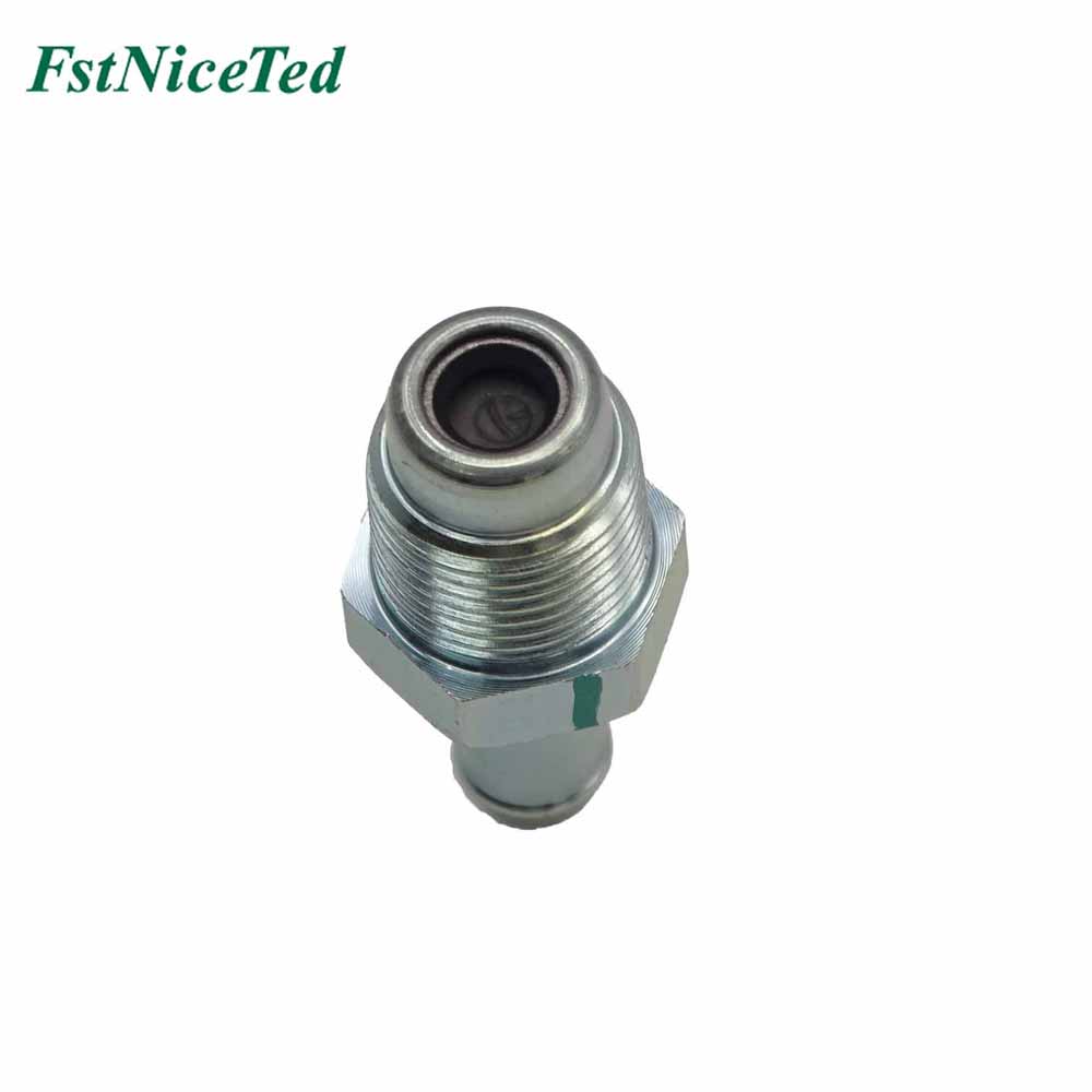 Ventilation Valve For Toyota RAV4 2005-2013 Crown 2004-2008 Camry 2006-2011 Avalon 2005-2012  Reiz 2005-2010 OE 12204-31040