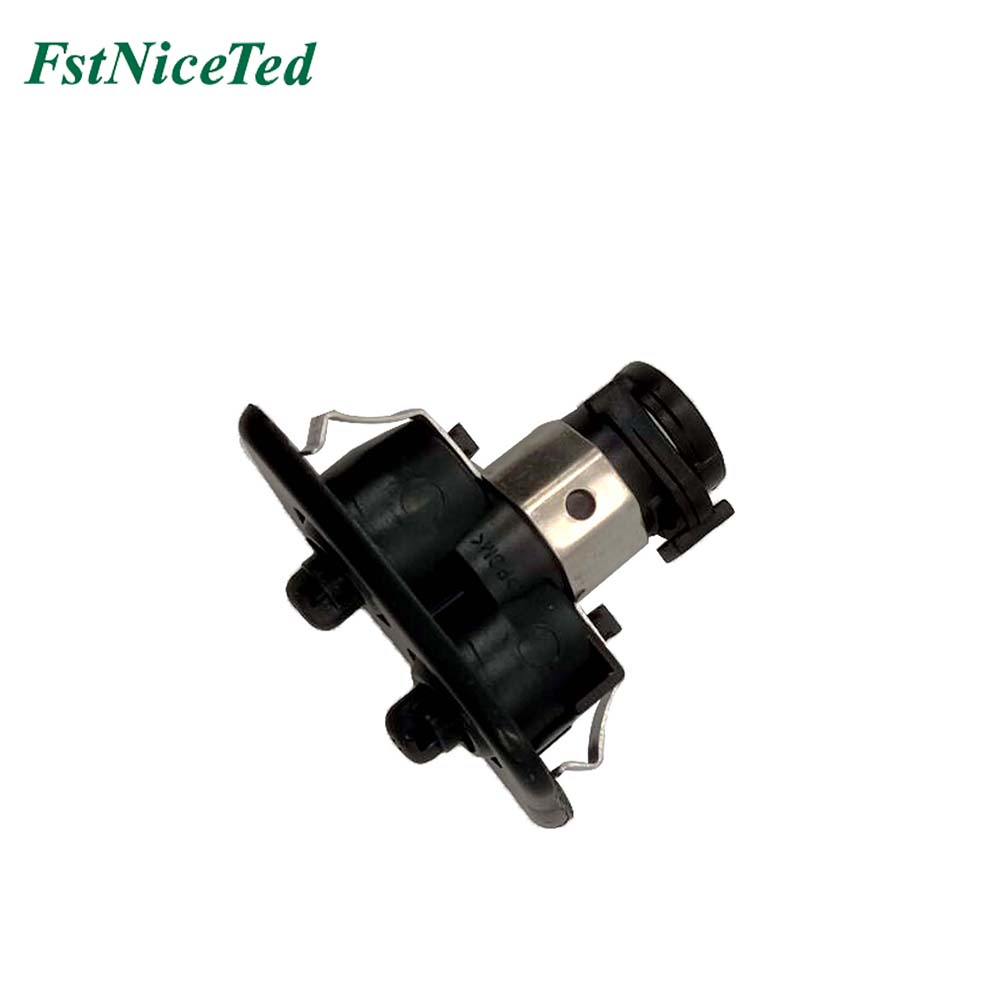 water gun right Apply to Bmw 5 E39 1995-2003   OE  6167 8360 662