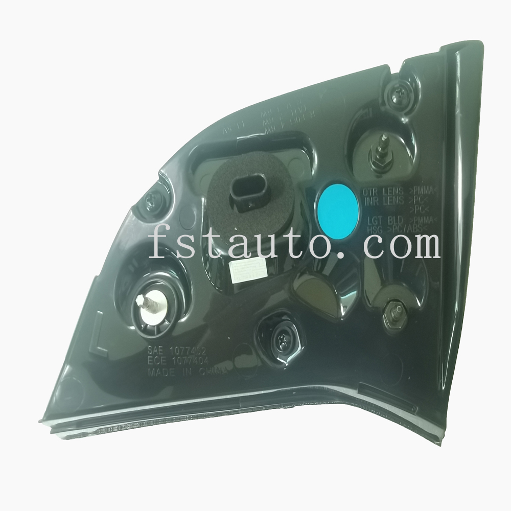 Tail lamp inner LH For: Tesla Model 3 old OE: 1077401-00-F