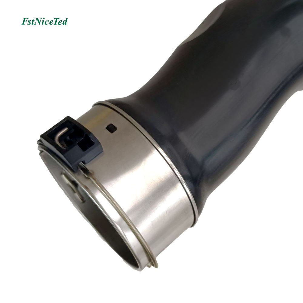 Air Intake Hose Apply to Bmw 3 F30 2012-2015  X4 F26 2014-2018   OE  1371 7605 044
