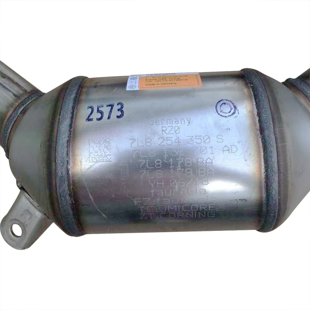 Luft Meister 95811302110 Catalytic Converter Front Right Left for Porsche Cayenne 3.0T V6 2011-2014