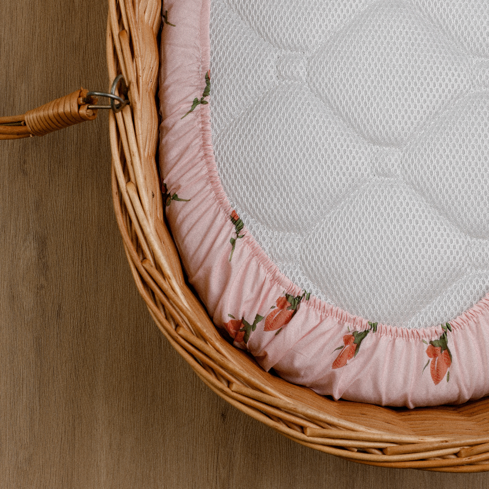 Red Flowers | Soft Microfiber Fitted Change Pad Cover & Bassinet Sheets 4 Pack | 16''*32''