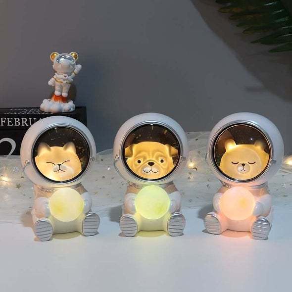 Pet Astronaut LED Moon Lamp Night Lights-xinru
