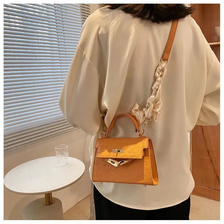 人気のショルダーバッグメッセンジャーバッグ-xinru shop