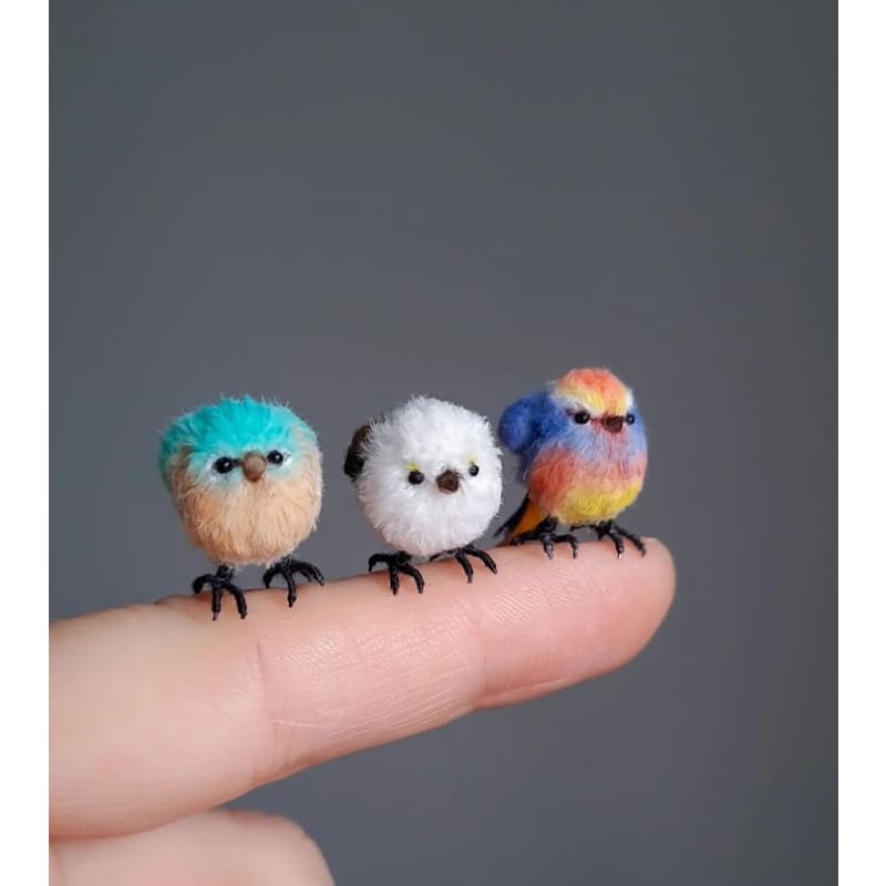 Crocheted Miniature Bird Garden Ornament Desktop Decor-xinru