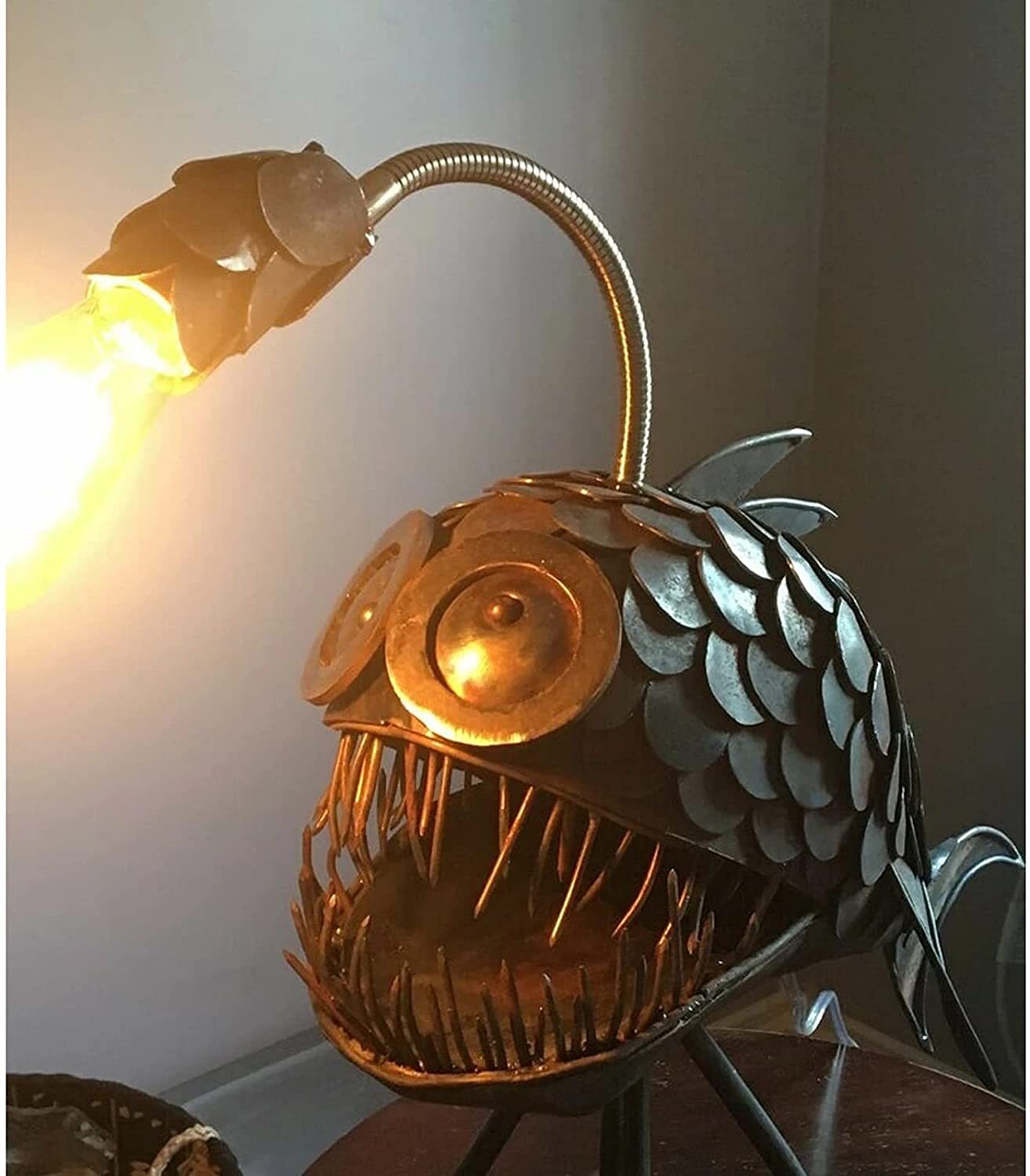 Artistic Angler Fish Retro Table Lamp Fish Light Flexible Lamp Head Table-xinru