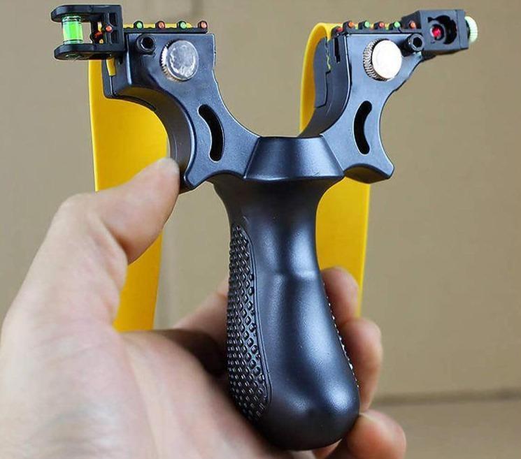 Outdoor High Precision Laser Toy Hunting  Slingshot-xinru