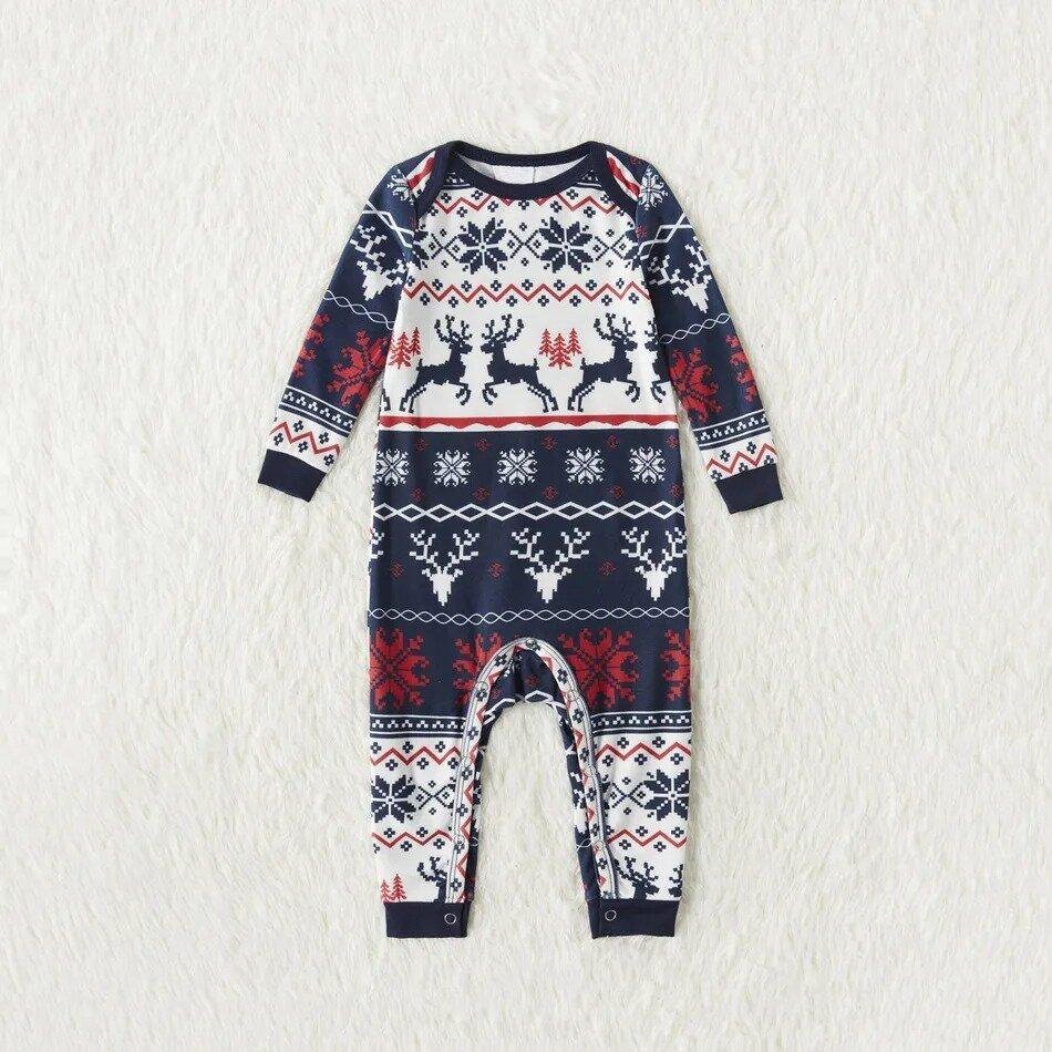 Christmas All Over Reindeer and Snowflake Print Family Matching Long-sleeve Plus Size Pajamas Sets-xinru shop
