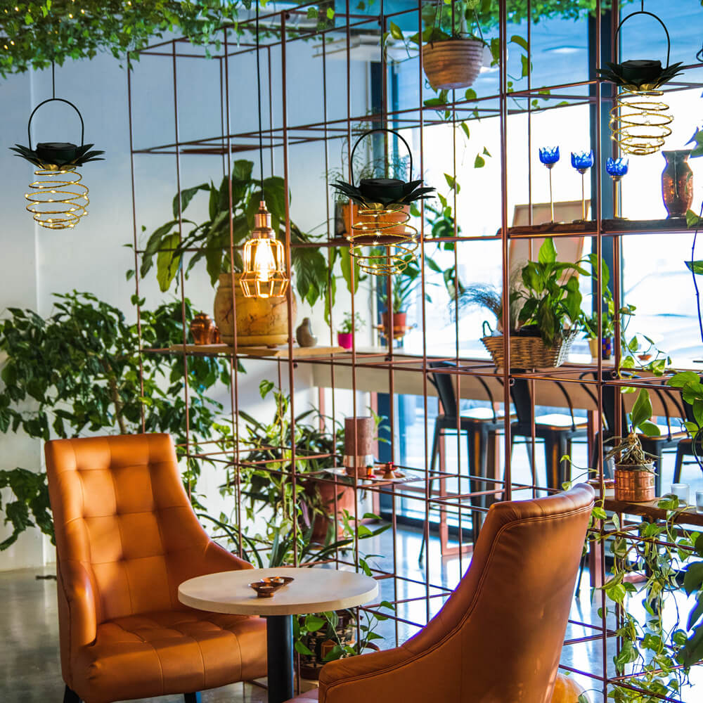 Solar Pineapple Iron Lantern LED Waterproof Hanging Lights Garden Decorative-xinru