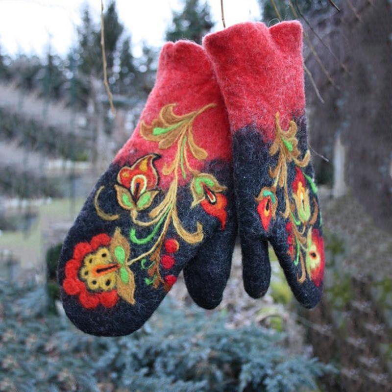 Thicken Color Block Embroidered Winter Warm Gloves-xinru shop