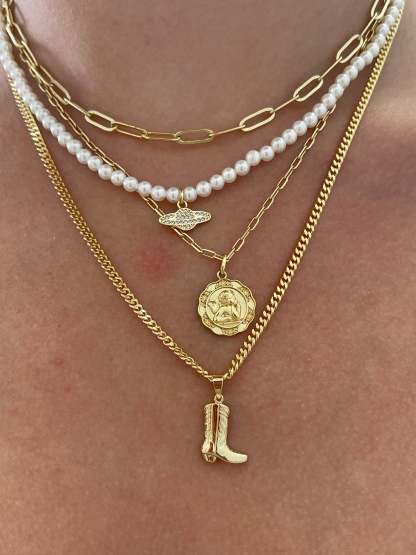 Delicate and Elegant Vintage Gold Pendant Necklace-xinru