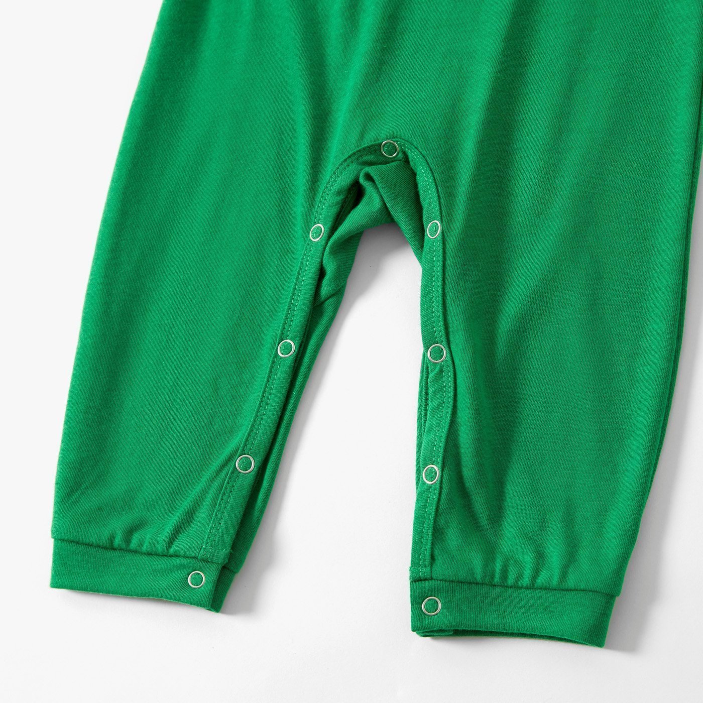 Plus Size Christmas Gnomes and Letter Print Green Family Matching Long-sleeve Pajamas Sets-xinru shop