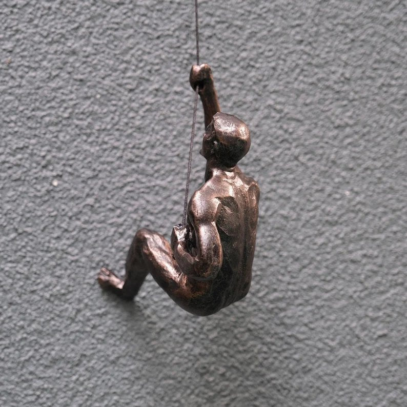 Climbing Man Wall Art Sculpture Vintage Resin Creative Hanging-xinru