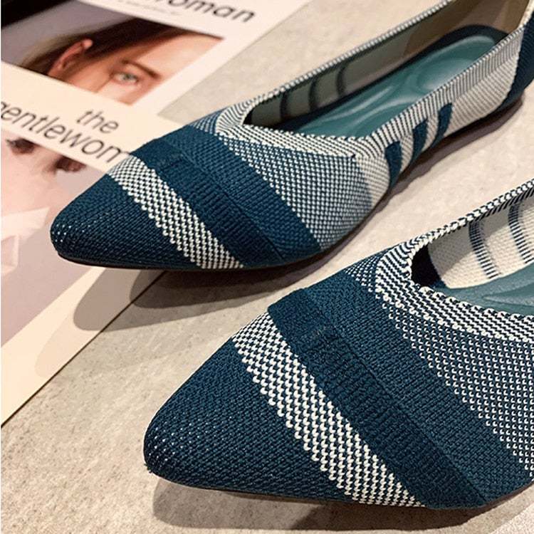 Fashion Knitted Pointed Shoes Flat Bottom Comfortable Plus Size-xinru