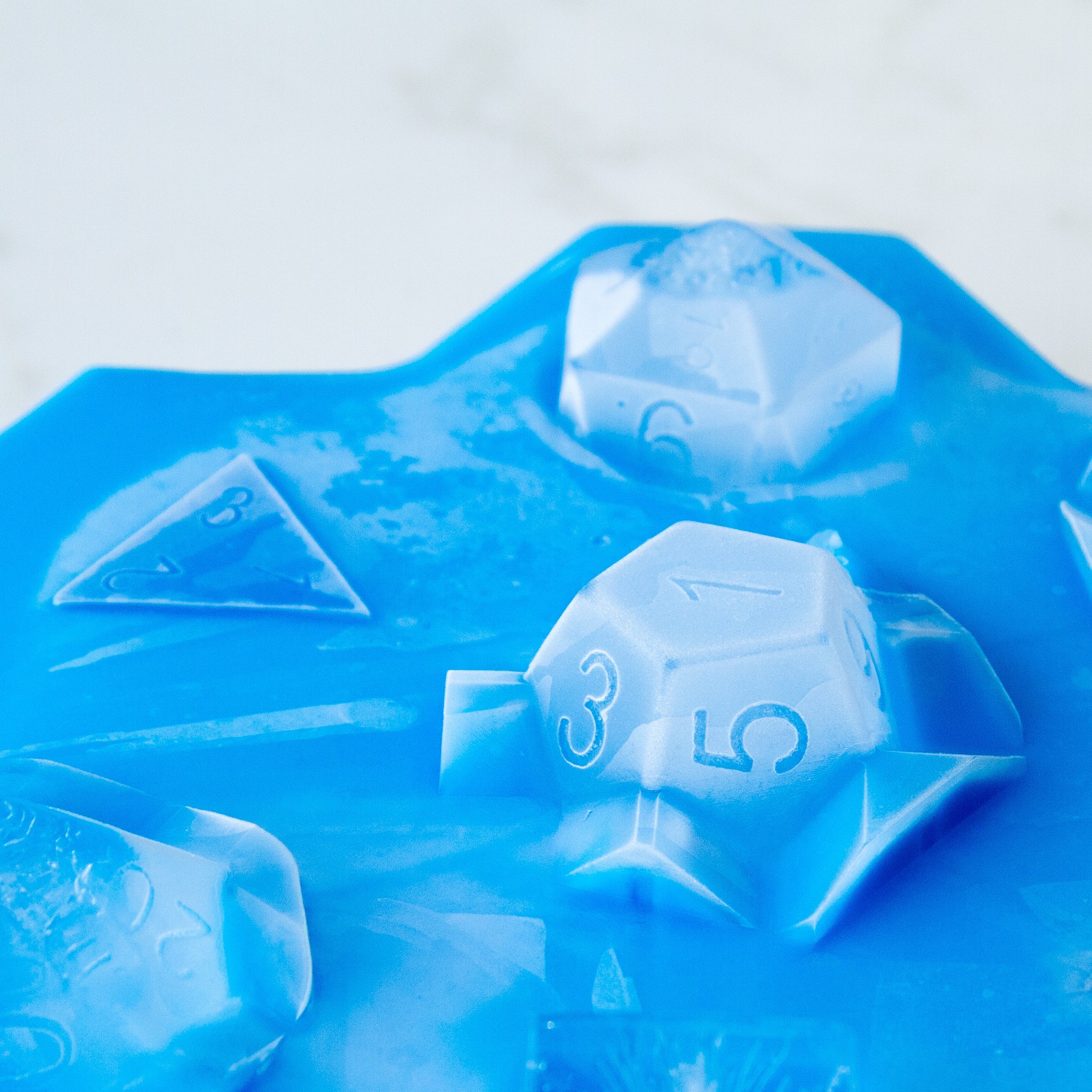 Dice Shape Ice Cube Tray DND Dice Ice Cube Mold-xinru