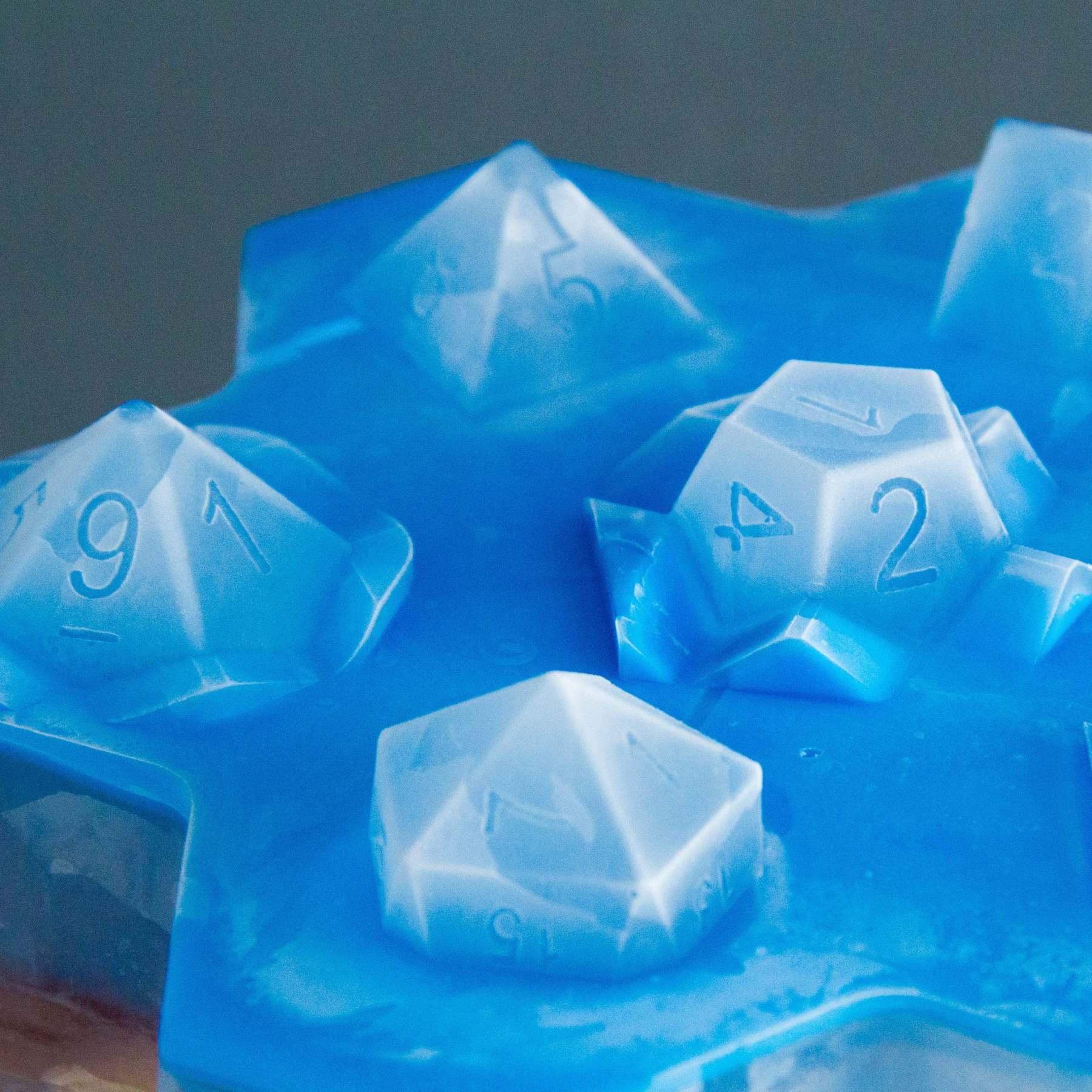 Dice Shape Ice Cube Tray DND Dice Ice Cube Mold-xinru