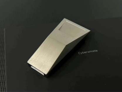 Stainless Steel  Truck-Shaped Cyber Whistle-xinru