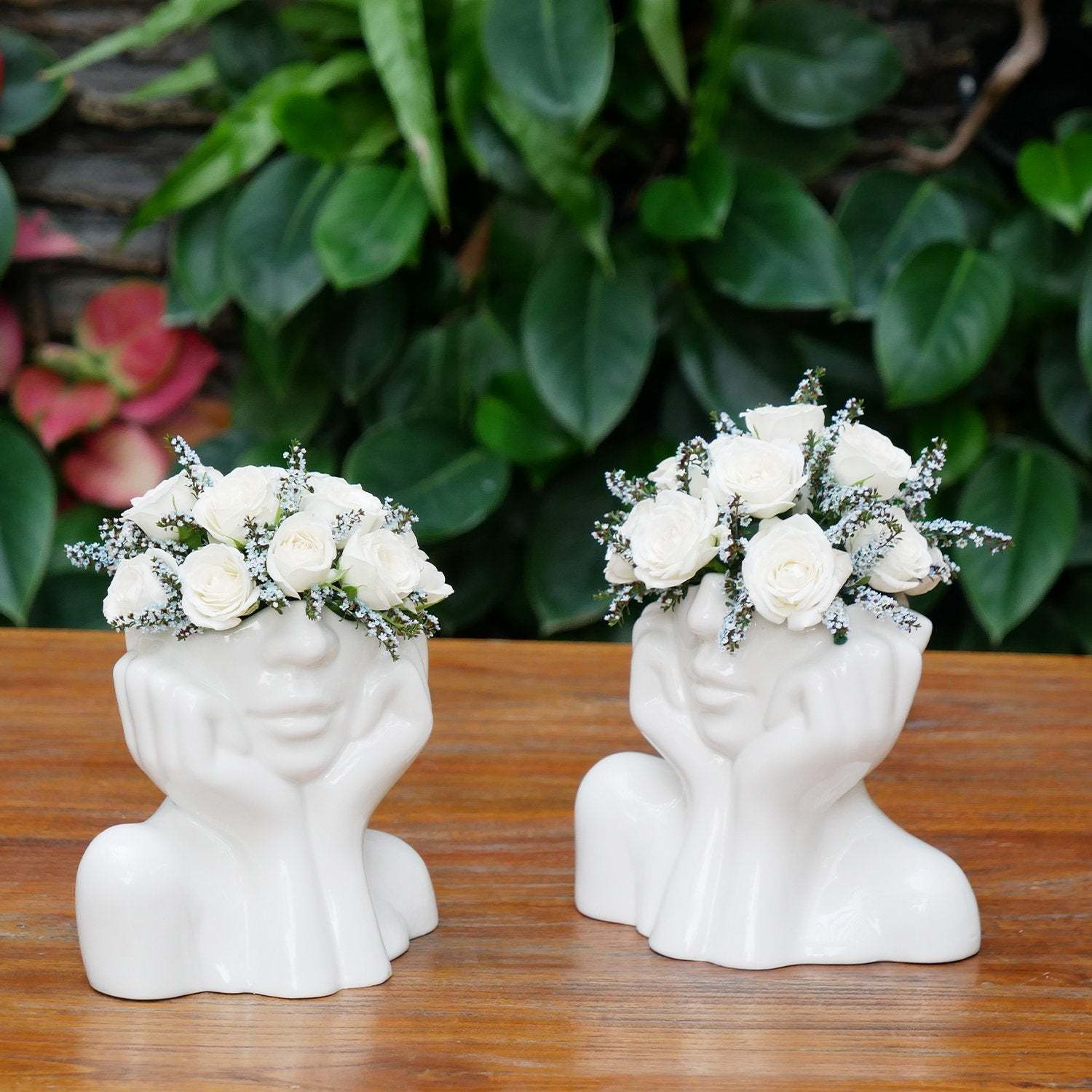 Hands on Cheeks Face Vase-xinru shop