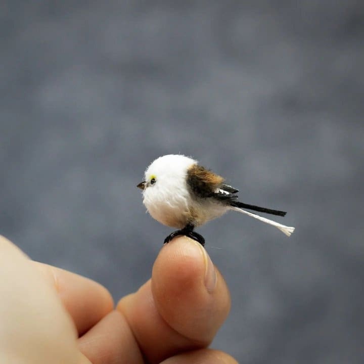 Crocheted Miniature Bird Garden Ornament Desktop Decor-xinru