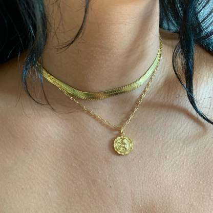 Delicate and Elegant Vintage Gold Pendant Necklace-xinru