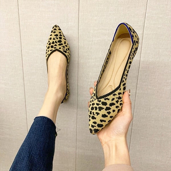 Fashion Knitted Pointed Shoes Flat Bottom Comfortable Plus Size-xinru