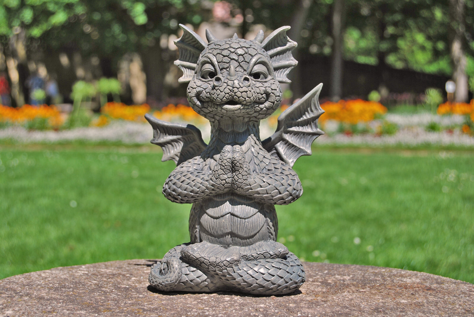 Gnome Meditation Yoga Dragon Garden Statue Decoration-xinru