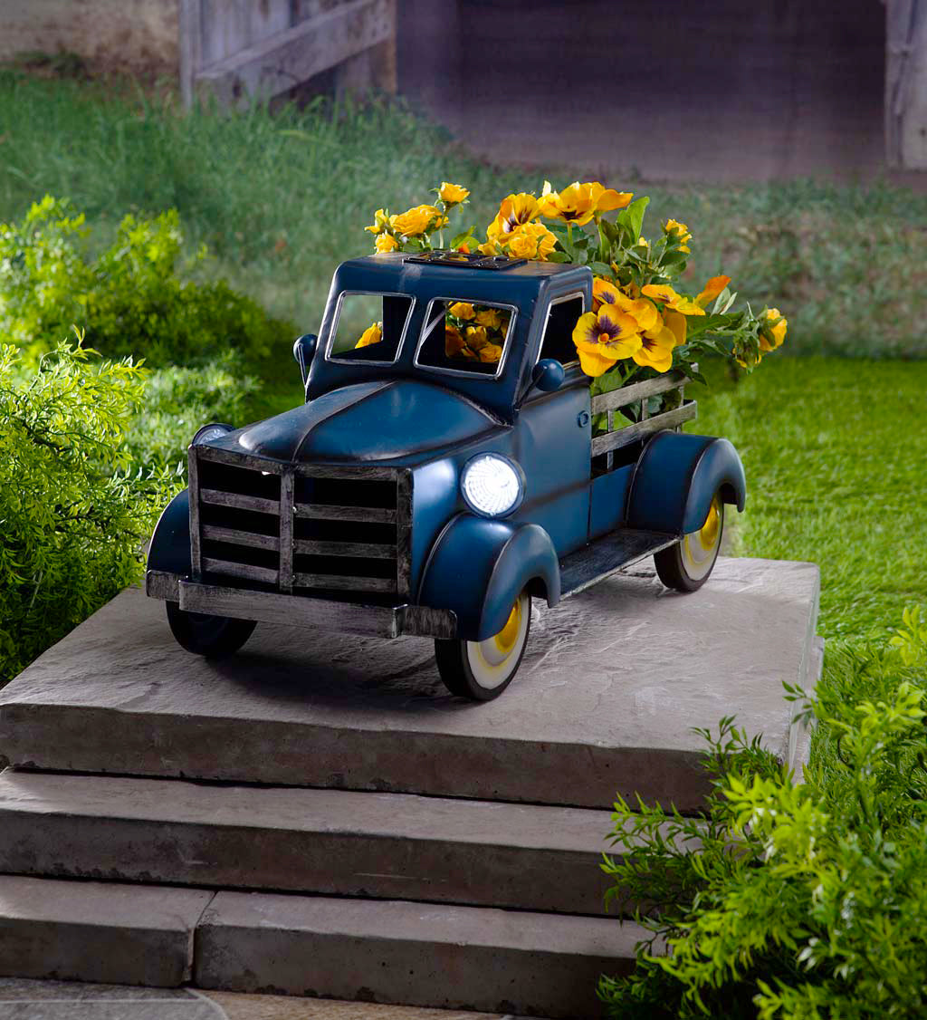 Retro Style Solar Pickup Truck Garden Decoration-xinru