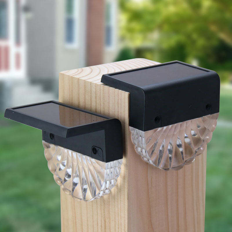 Waterproof Voltage Solar Powered Integrated LED Deck Light-xinru