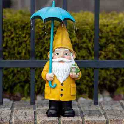 Solar Powered Gnome Statue Light Wearing Raincoat-xinru