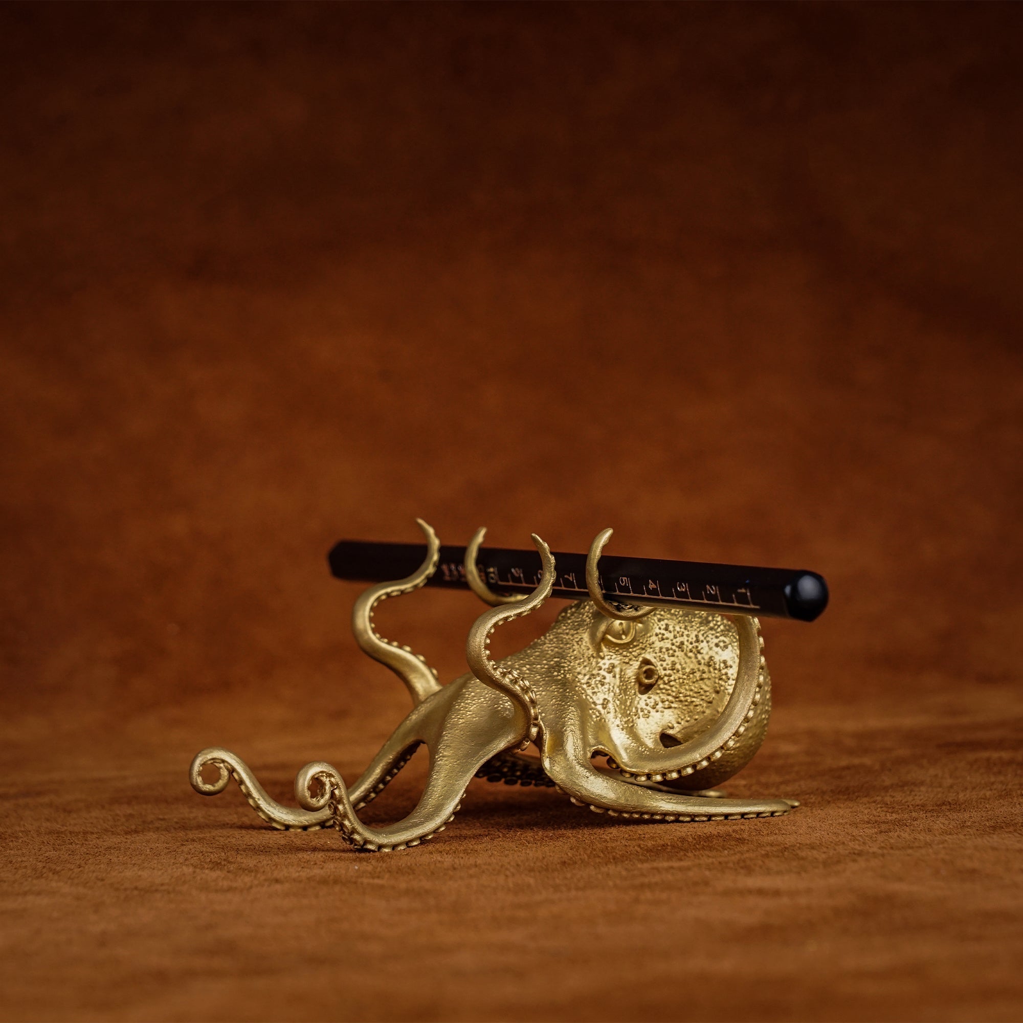 Octopus Phone Holder Bronze-xinru shop
