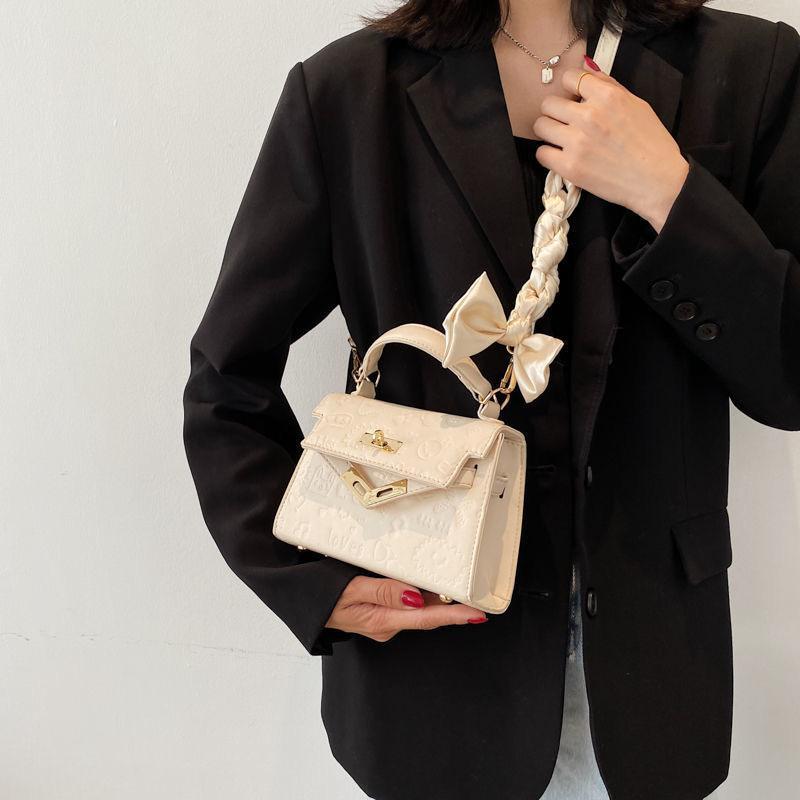 人気のショルダーバッグメッセンジャーバッグ-xinru shop