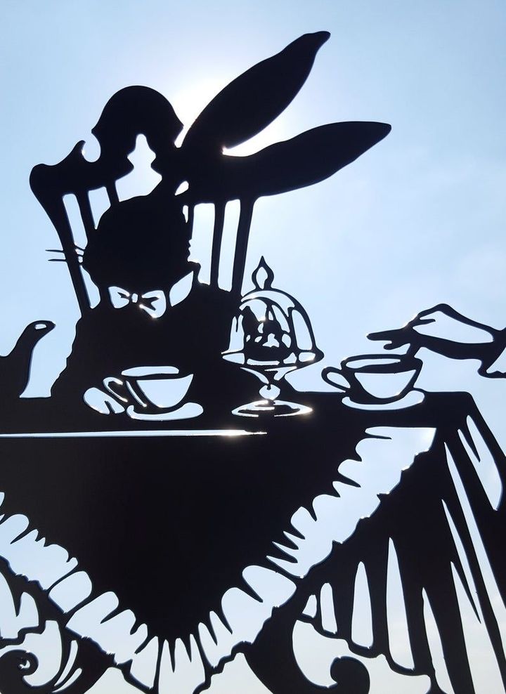 Alice In Wonderland Metal Weathervane-xinru