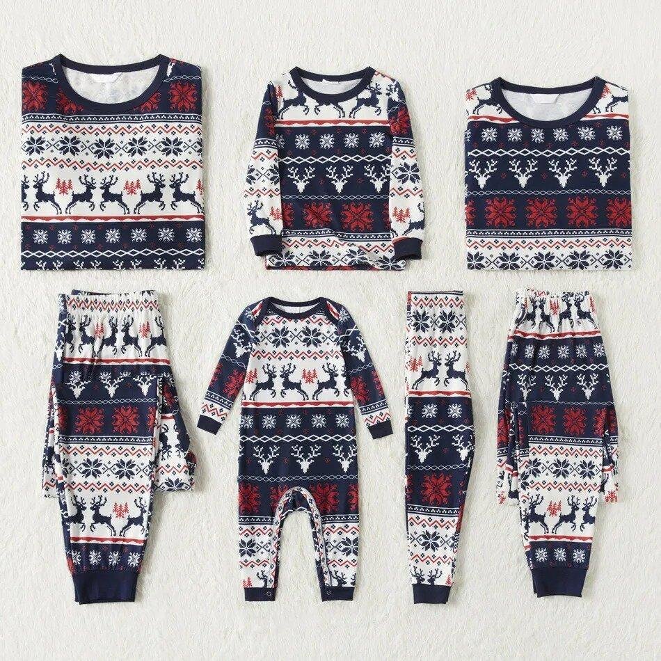 Christmas All Over Reindeer and Snowflake Print Family Matching Long-sleeve Plus Size Pajamas Sets-xinru shop