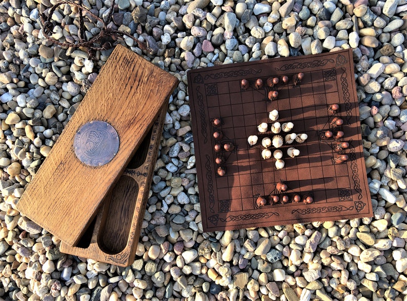 Hnefatafl board game viking chess chess vikings art. image 2