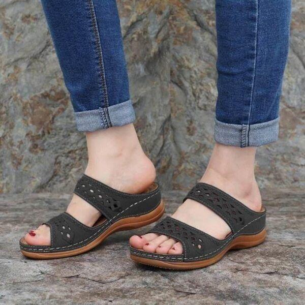 Premium Faux Leather Embroidery Women Slip-on Sandals Open Toe-xinru